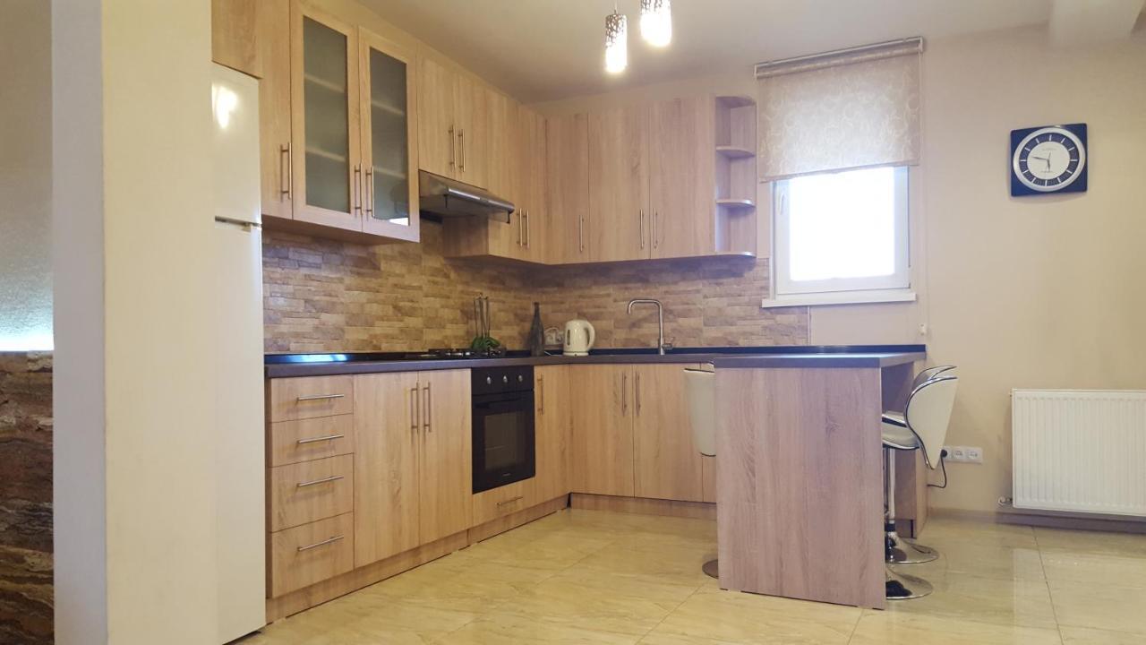 Apartment Rustaveli 1 Тбілісі Екстер'єр фото